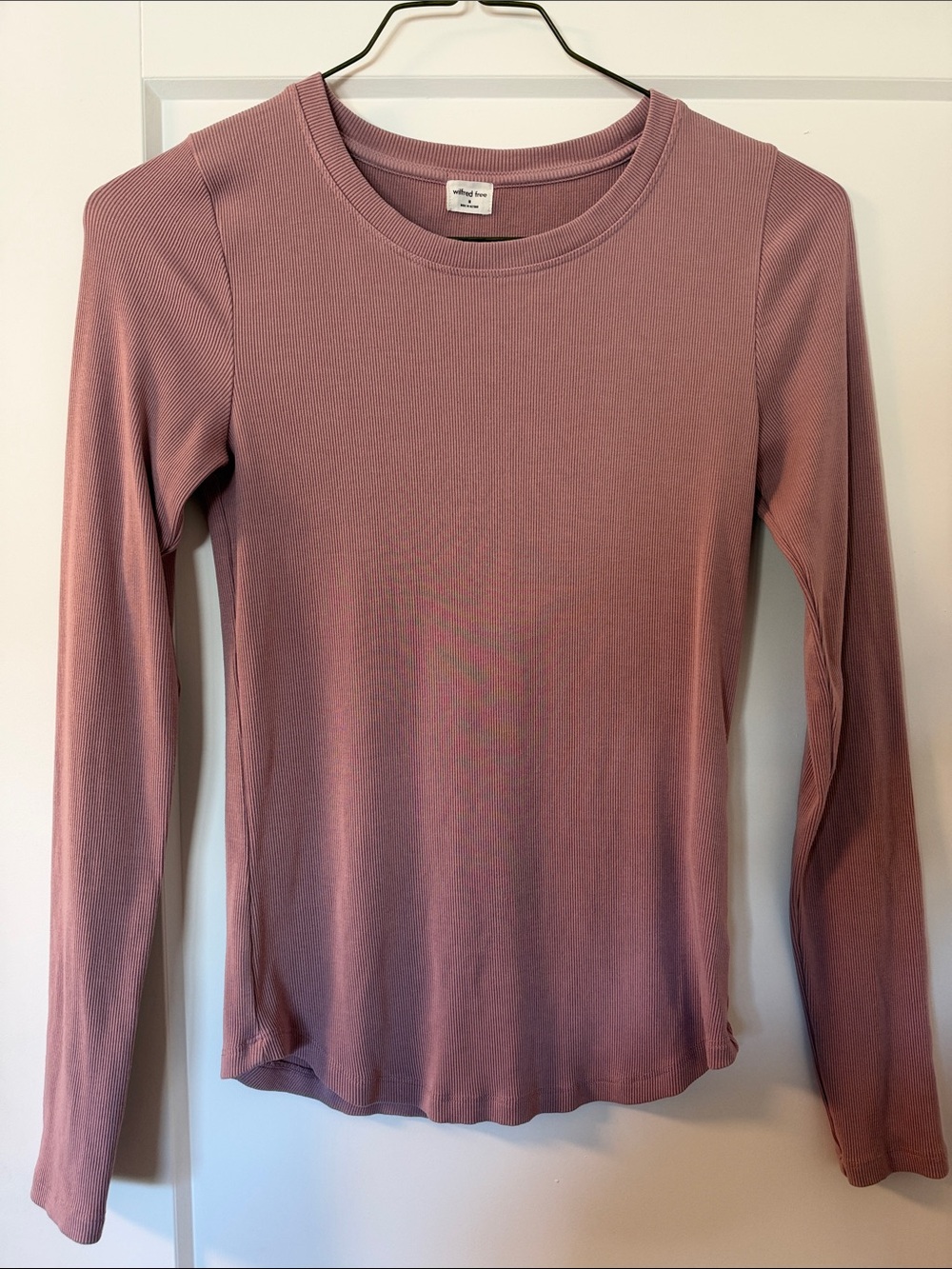 ARITZIA- WILFRED FREE - Go-to Ribbed Long-Sleeve Top - Dusty Mauve